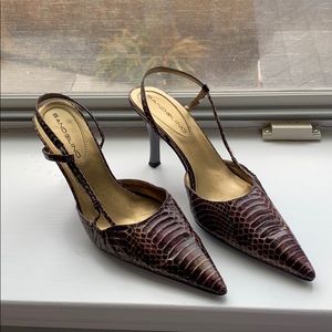 Maroon snakeskin mules size 6